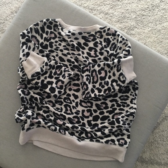 Sweaters. Two for one - Picture 5 of 5